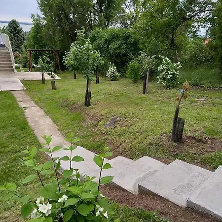 Nyaraló In - Balaton 42697 Vonyarcvashegy
