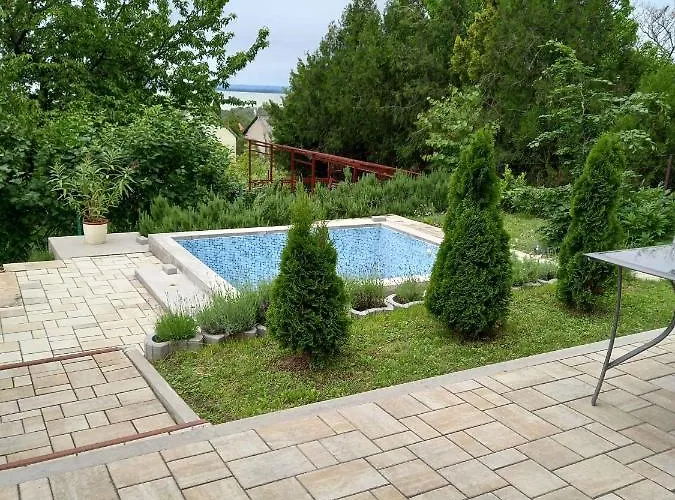 In - Balaton 42697 בית נופש *